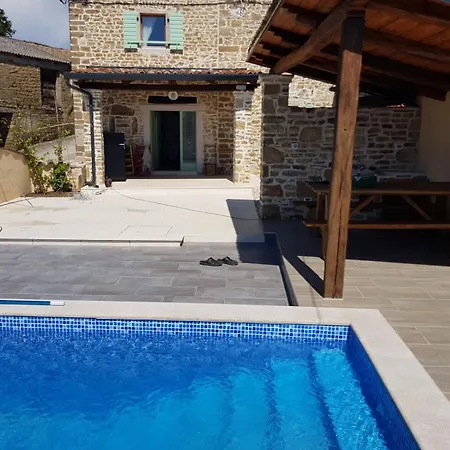 Villa Casa Chiara Motovun, With Private Pool