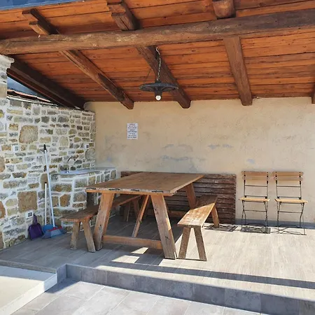 Casa Chiara Motovun, With Private Pool Villa Motovun