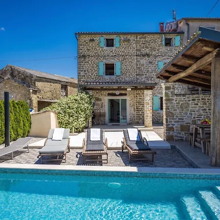 Villa Casa Chiara Motovun, With Private Pool *