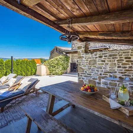 Casa Chiara Motovun, With Private Pool Motovun