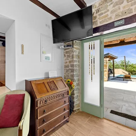 Villa Casa Chiara Motovun, With Private Pool Motovun