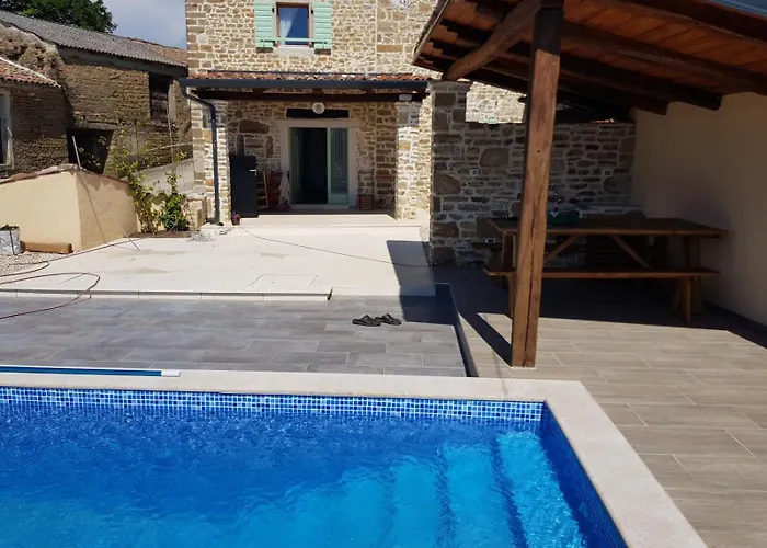 Vila Casa Chiara Motovun, With Private Pool